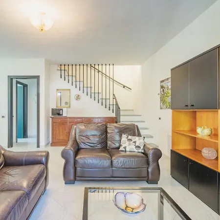 Lucerna Due-1 By Interhome בית נופש אמליה