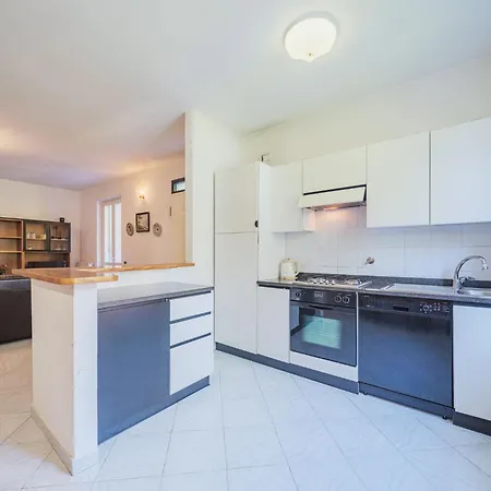 Lucerna Due-1 By Interhome Tatil Evi