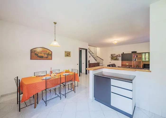 Lucerna Due-1 By Interhome Prázdninový dům Ameglia