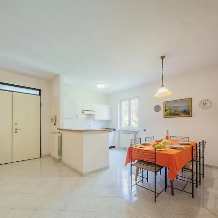 Holiday home Lucerna Due-1 By Interhome